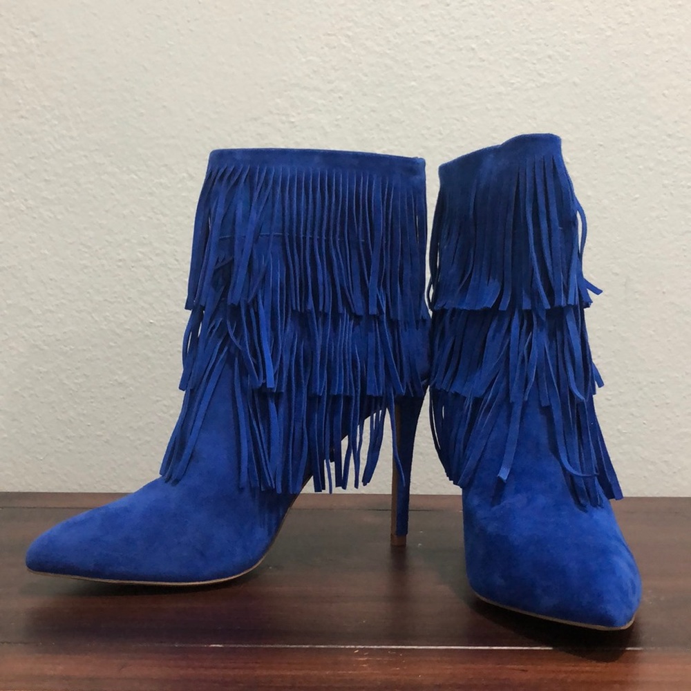 Steve Madden flapper blue booties